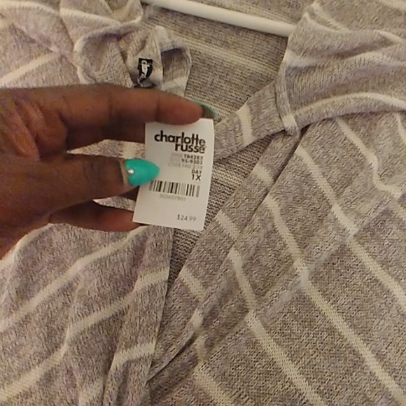 Shirt - Picture 4 of 4